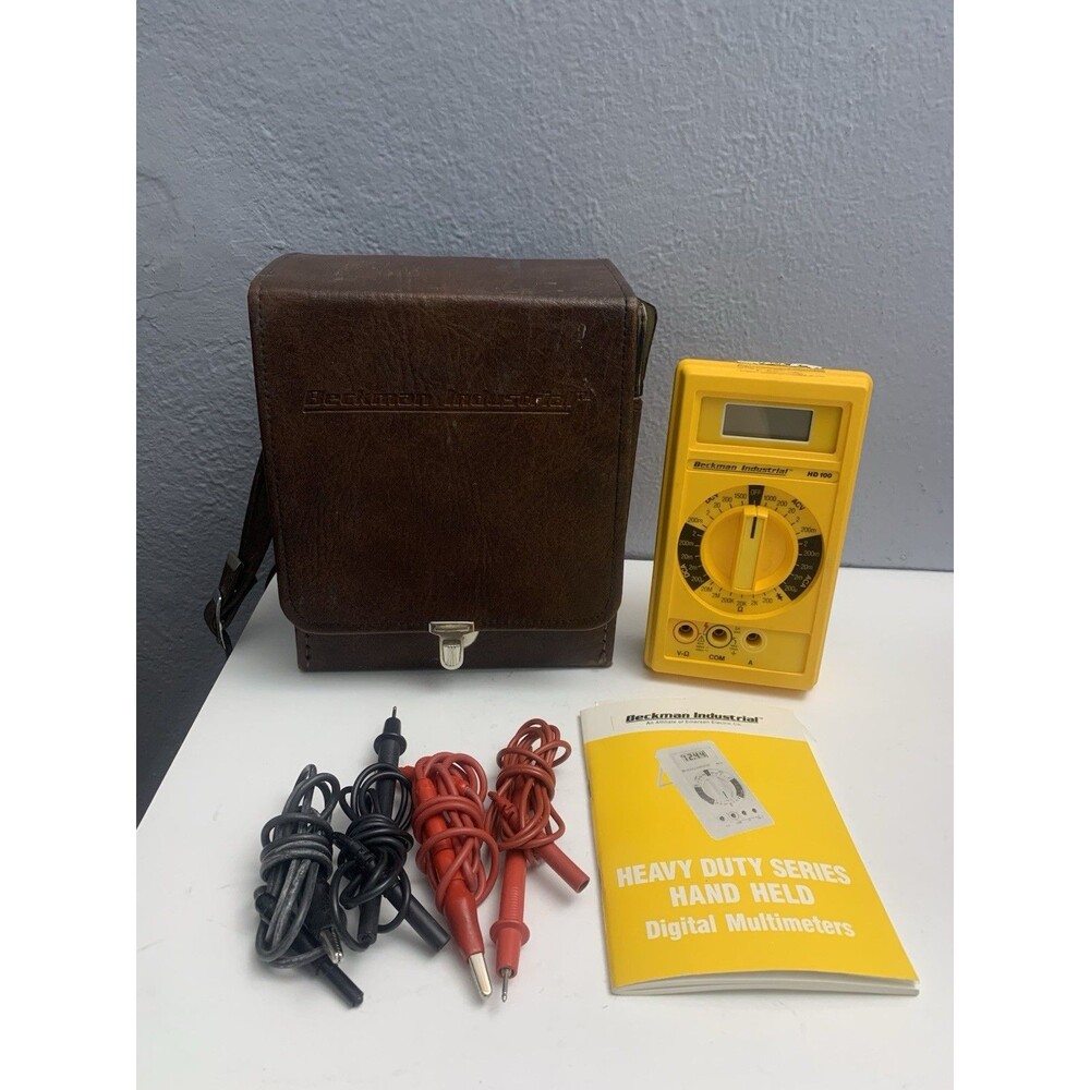 Beckman Digital Multimeter Voltmeter HD 110 with Manual & Leather Case Vintage